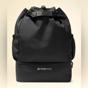 NEW Beyond Yoga Convertible Gym Bag